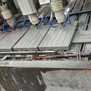 海东 芝麻白花岗岩荔枝面盲道雕刻