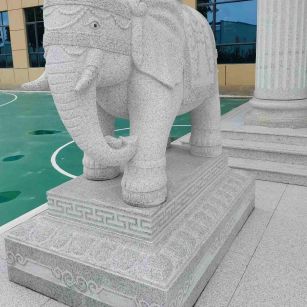 海东 白麻花岗岩动物异形石雕-大象