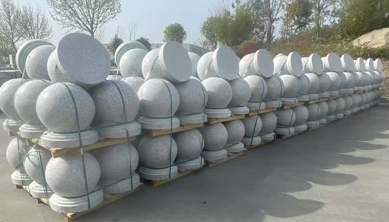海东 白麻花岗岩石材圆球，石球，挡车球，隔离球，景观石球，风水球等