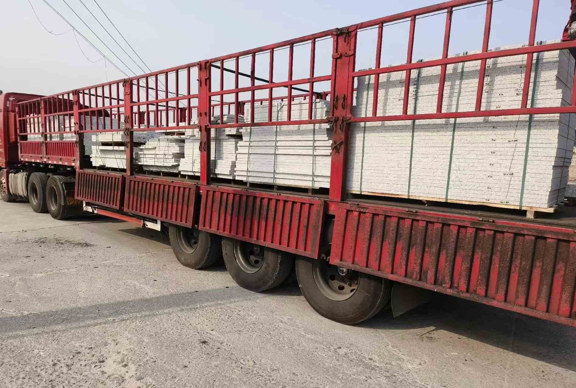 海东 白麻荔枝面外墙干挂，工厂装车日常