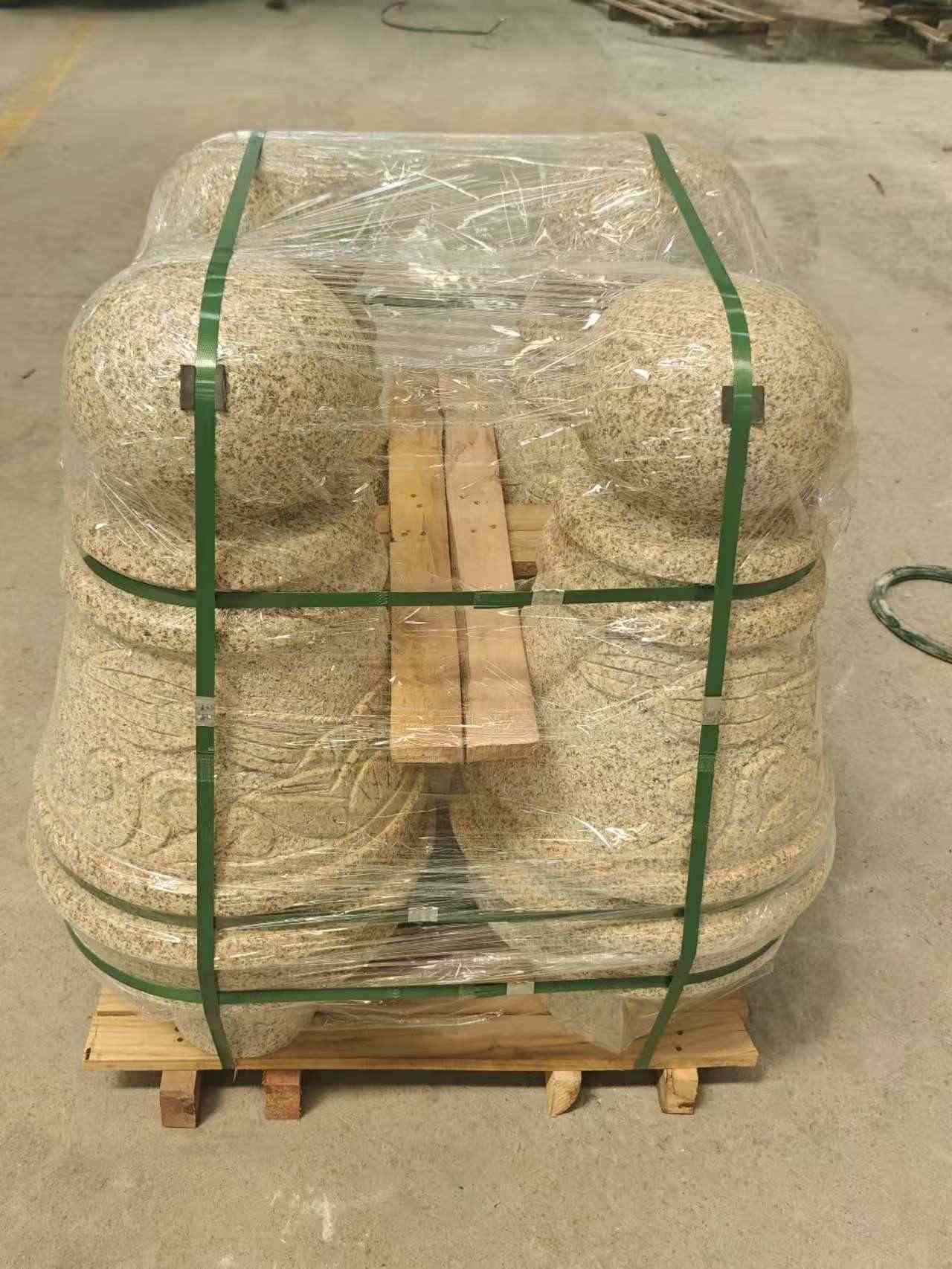 海东 黄金麻异形定制雕花——棒棒糖挡车柱