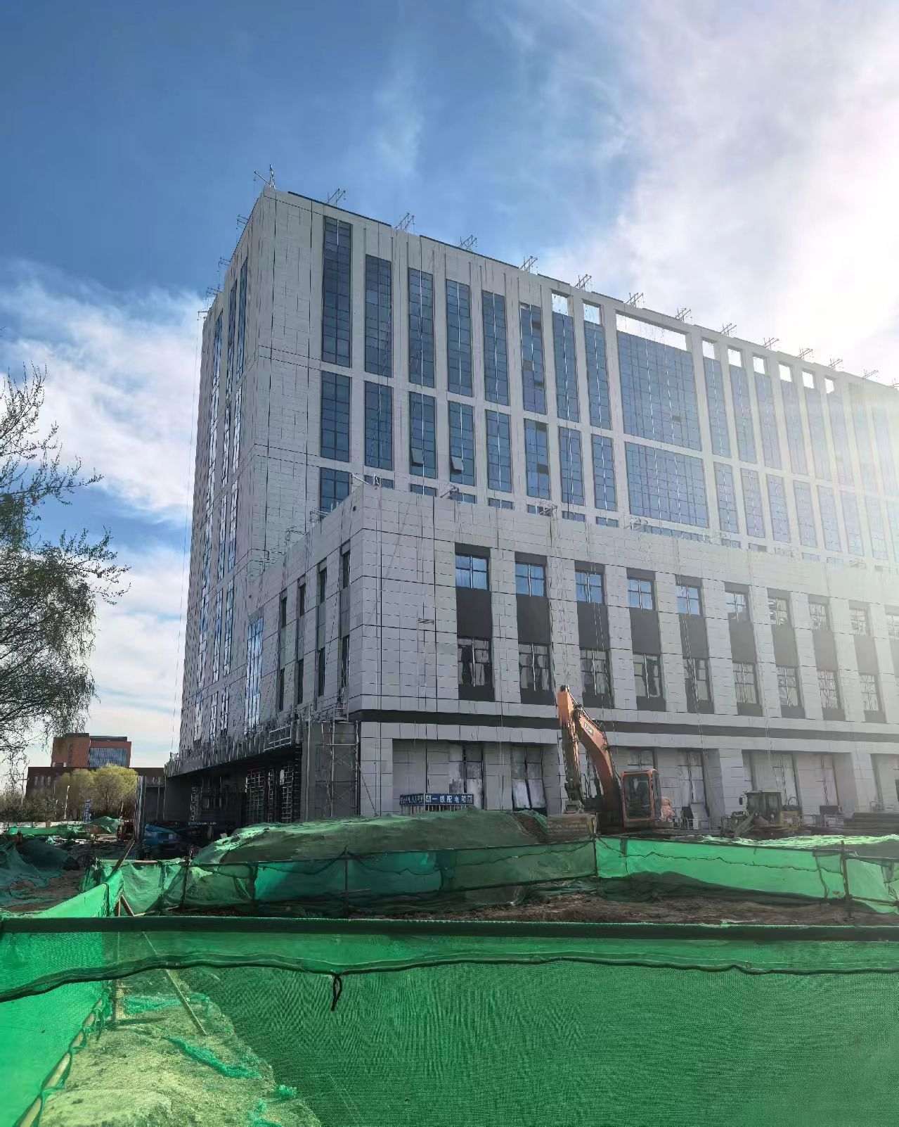 海东 白麻花岗岩石材外墙干挂