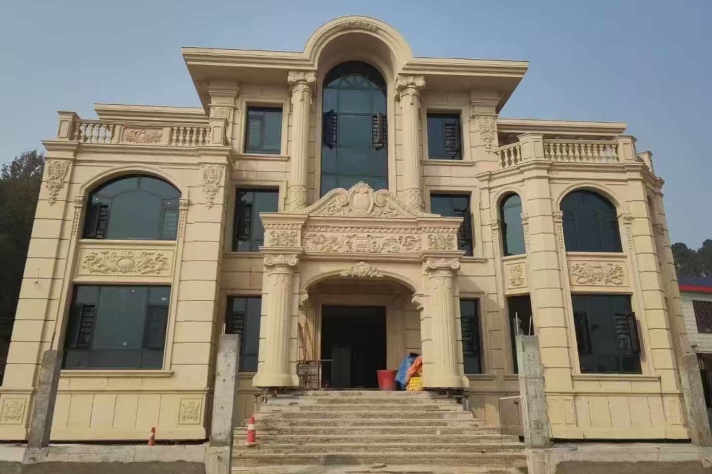 海东 黄金麻花岗岩别墅外墙干挂