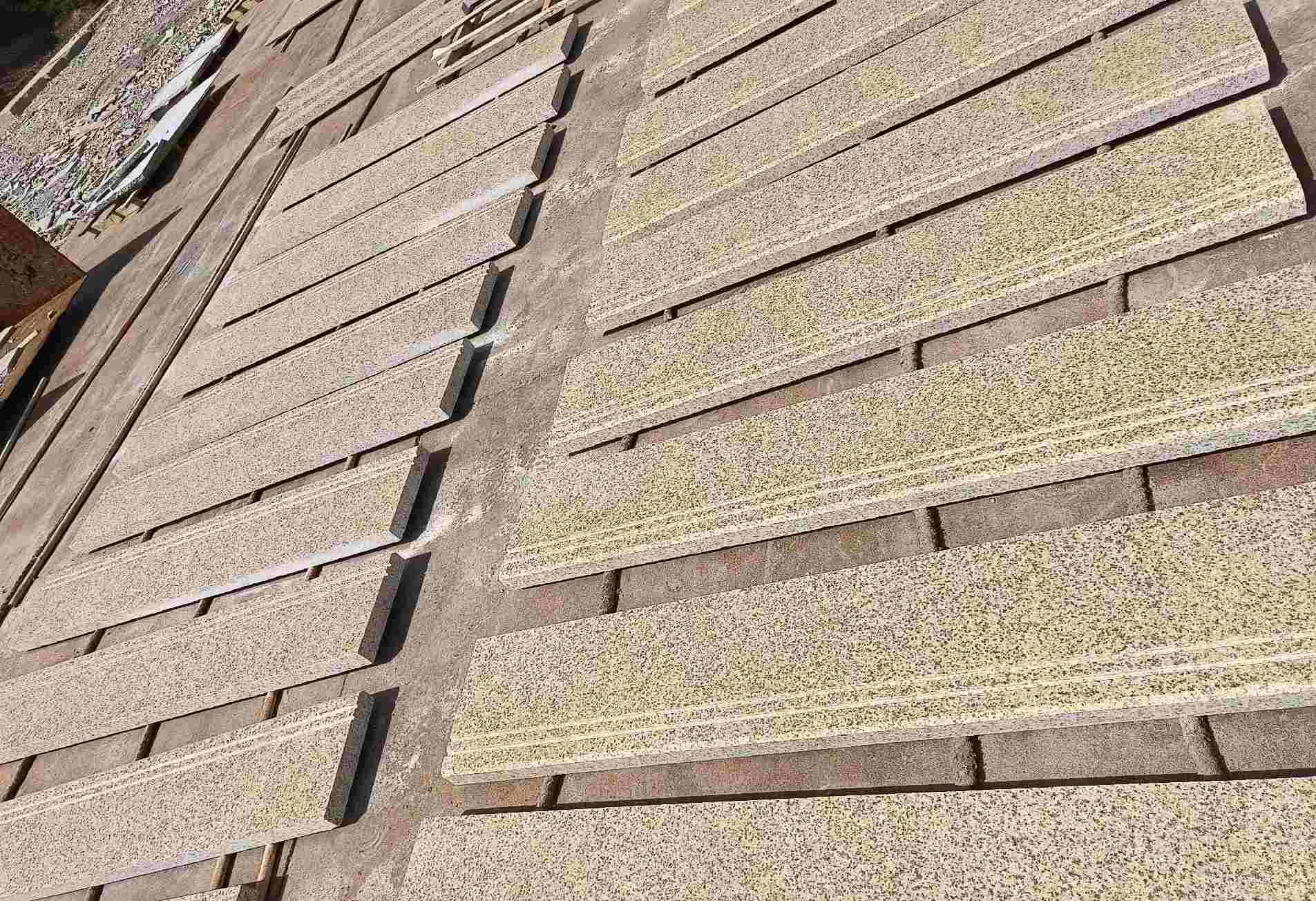 海东 黄金麻花岗岩光面楼梯踏步