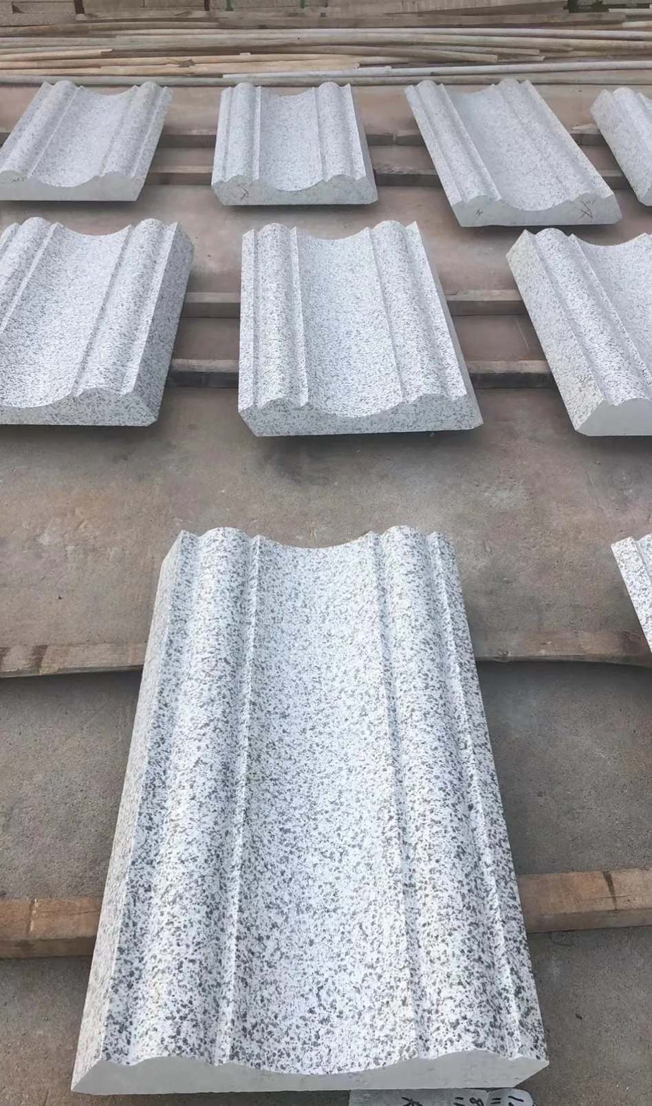 海东 白麻花岗岩光面别墅线条