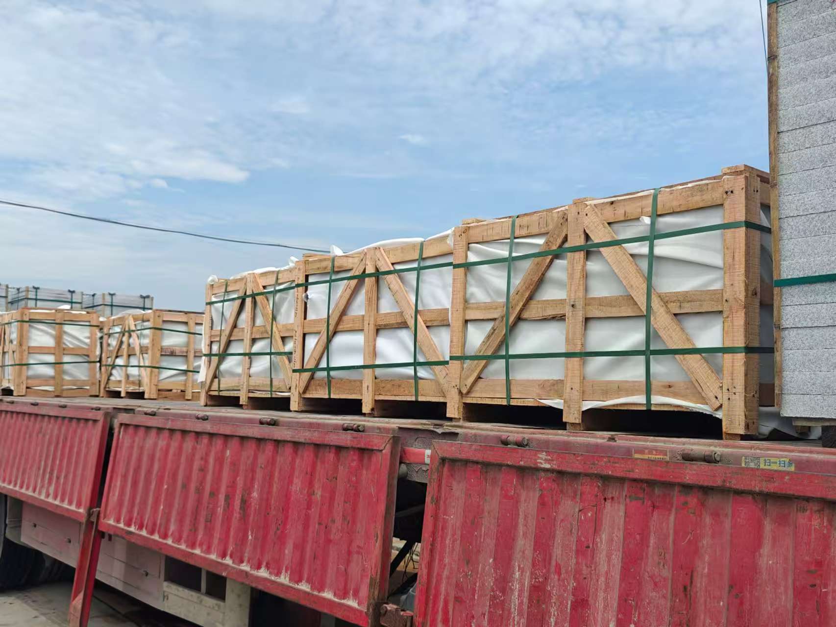 海东 芝麻白花岗岩地铺石出口专车-泰国游